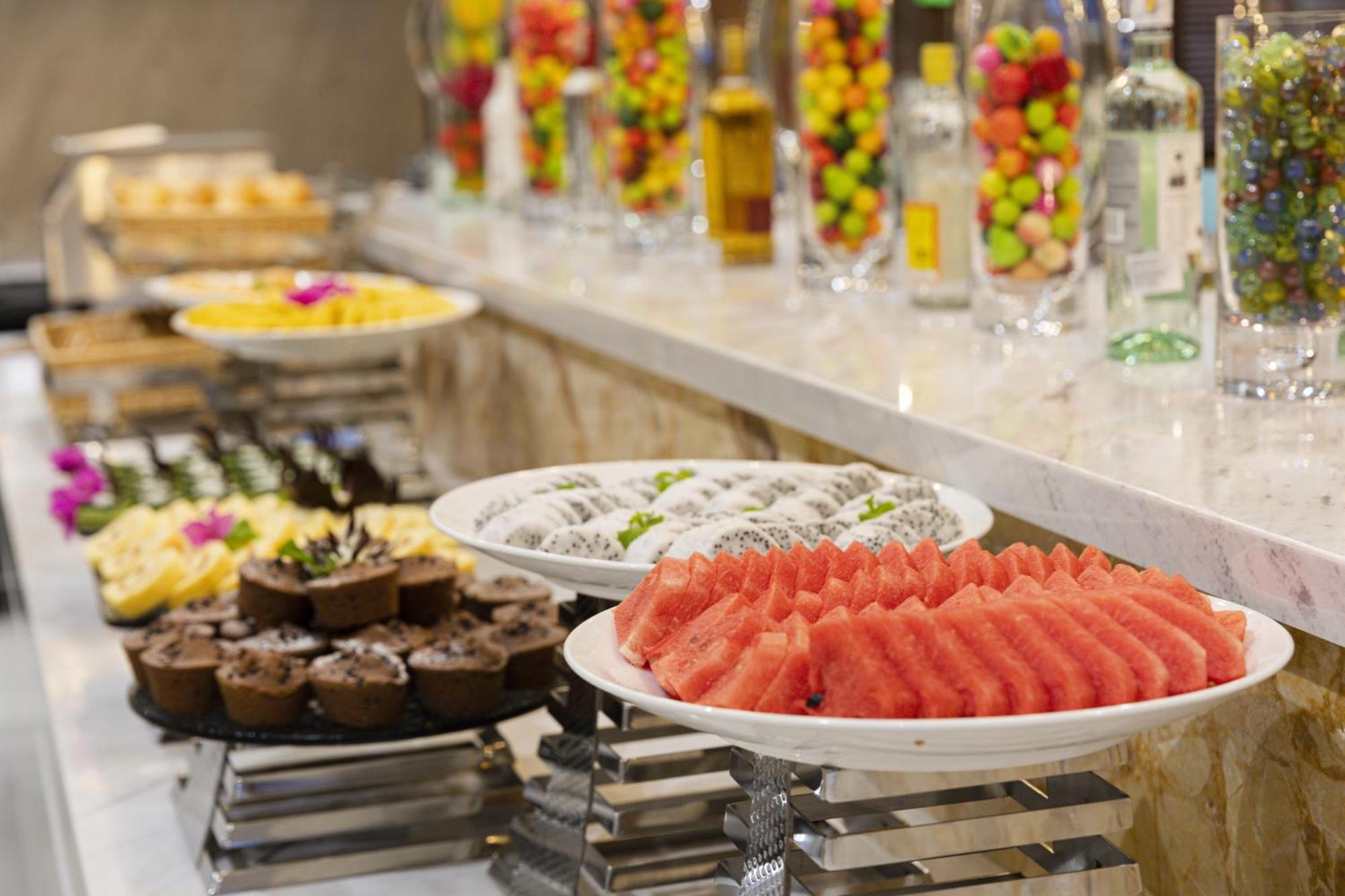 Khách sạn Daphovina 4*